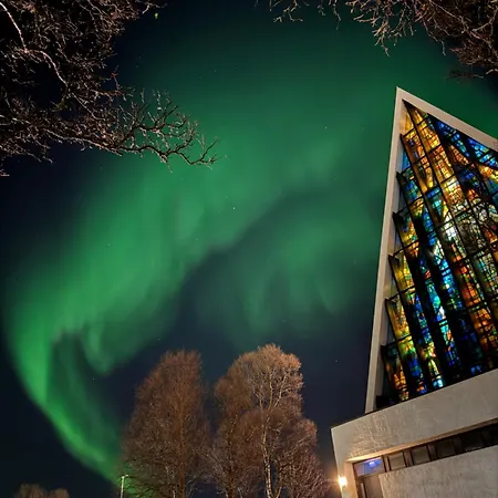 Modern Nearby Fjellheisen Tromsø